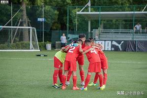 青少年足球训练7-12岁简单战术,青少年足球教学基本功视频