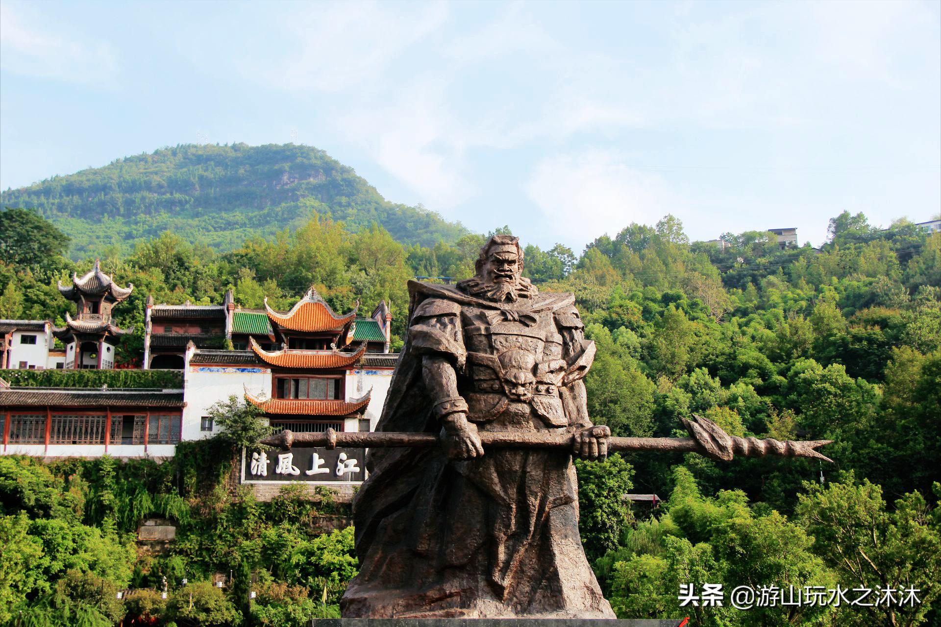 周末带娃来公园,周末带孩子去户外游玩