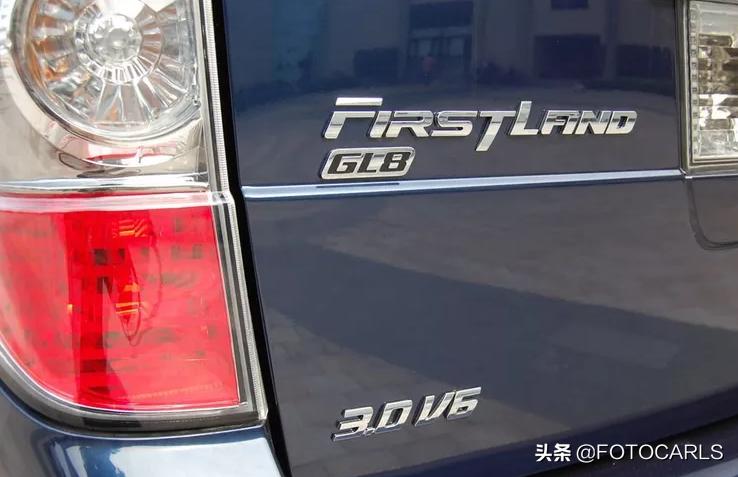 别克gl8陆尊653t用车体验,别克GL8陆尊3.0V6舒适版