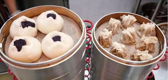 坐拥“专属地铁”,有7大美食集结地!东北这所大学“顶尖”配置太绝!