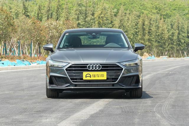 奥迪a7翠绿,上一代奥迪a7街拍