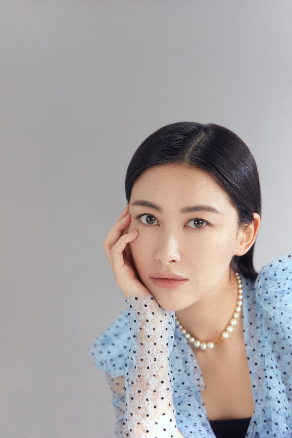 她曾连续24年亮相春晚,她连续六次登上春晚