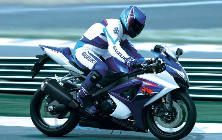 铃木gsx-r1000白色,17年铃木gsx1000r大贸