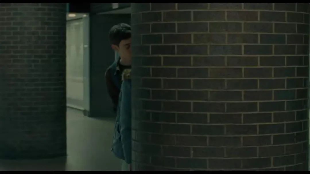 那些失声痛哭的经历,那些哭的令人心碎的女孩