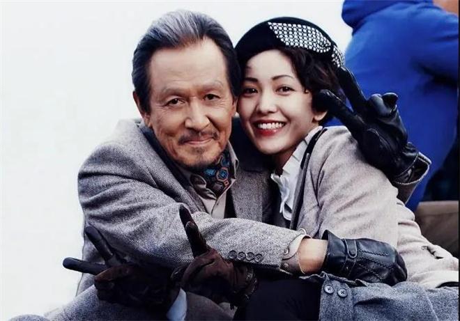 鍠滃疂涓轰粈涔堟槸椤剁骇鎹炲コ (鍠滃疂鏄《绾ф崬濂冲悧)