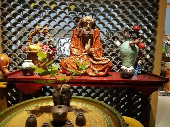 佛山石湾陶瓷摆件厂家直销,佛山石湾陶瓷批发市场