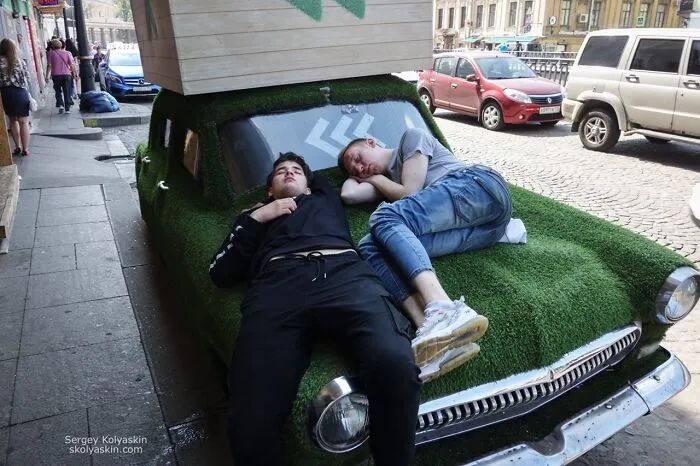 没有摄影师拍出来的视频,没有摄影师的自拍照