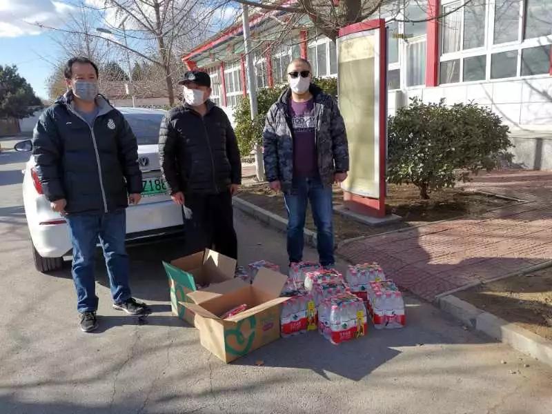 众志成城抗击疫情爱心捐赠暖人心,同舟共济抗疫情爱心捐助暖人心