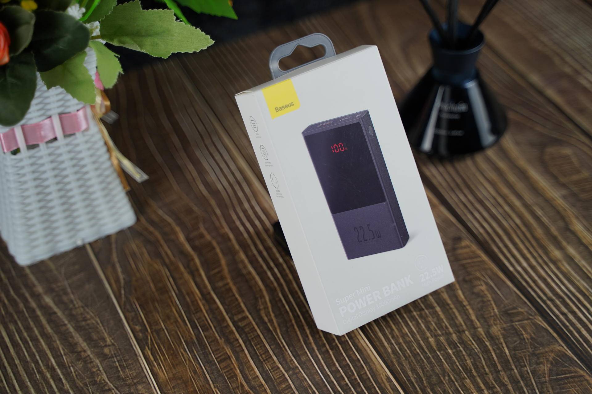 倍思22.5充电宝20000毫安拆解,倍思大容量快充充电宝