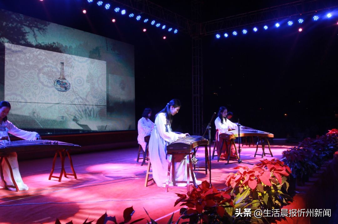 校长伴奏，书记领唱！忻州十中隆重庆祝第35个教师节