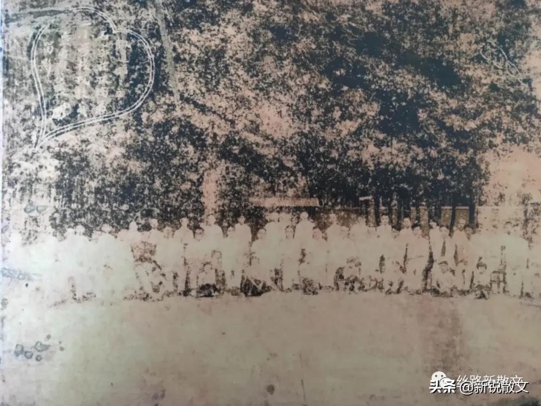 九旬老人照片,看见老照片想起了去世的父亲