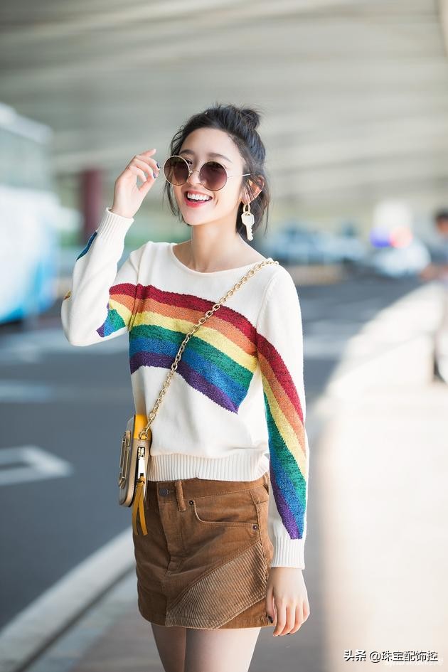 银曲别针奢侈品,心形曲别针奢侈品