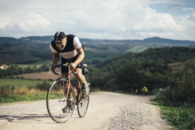 阿迪达斯骑行服,阿迪达斯春季新款运动服