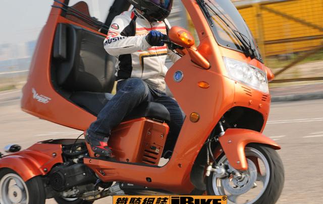 十几年前的三轮摩托,十几年前的国产机车