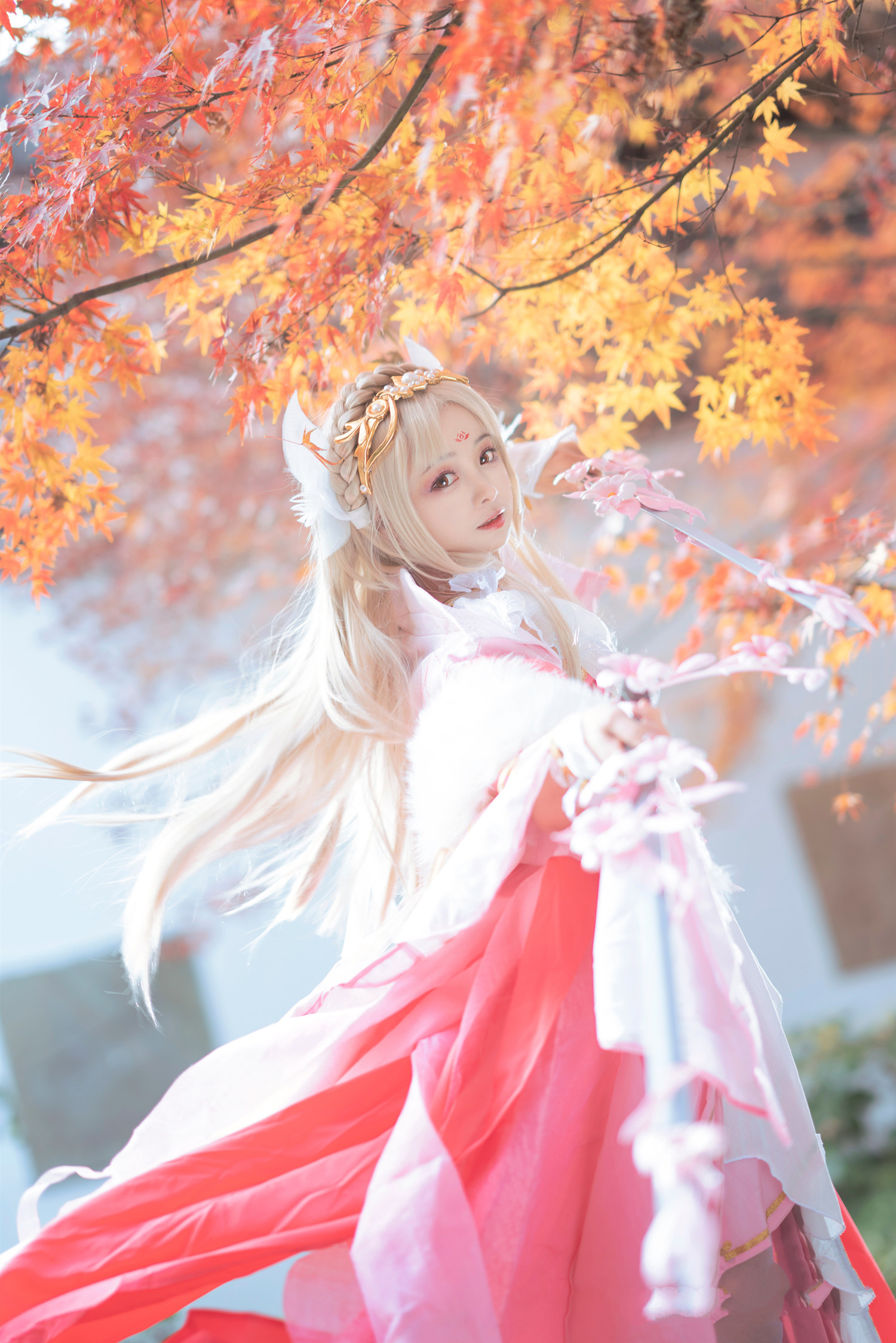 剑网3cosplay明教异域风,剑网3红衣教探雪cosplay