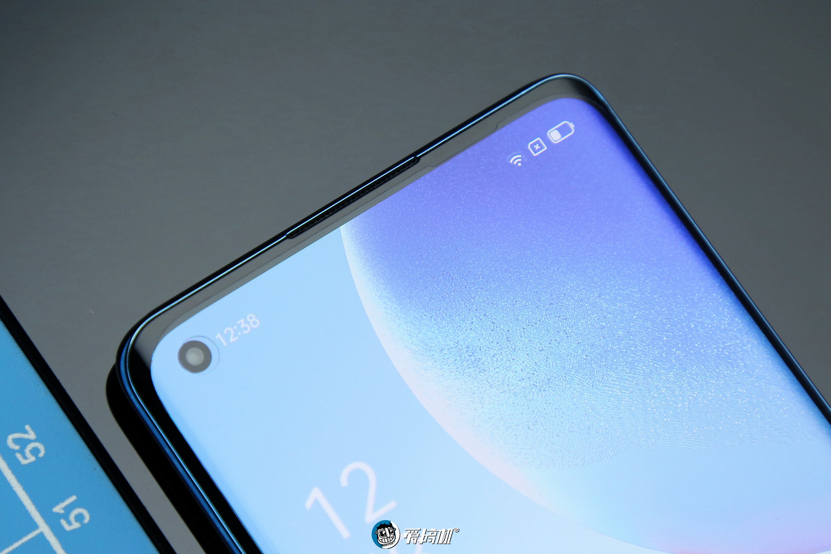 opporeno5pro体验评测帅薄朋克,opporeno5pro256g测评