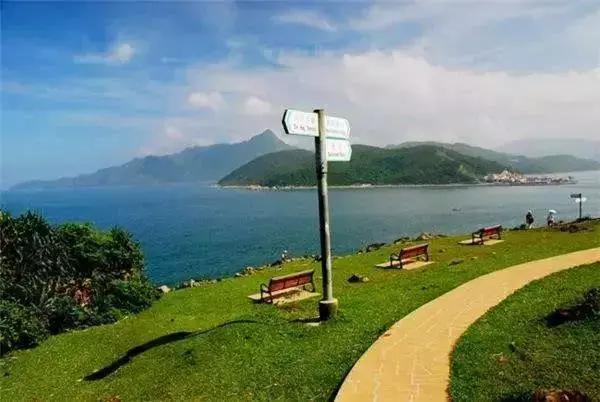 像彩色水果糖一样的香港，让人心动