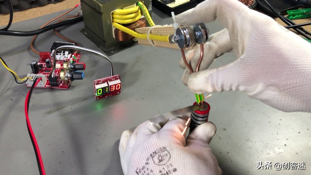 怎样用微波炉变压器做18650点焊机,微波炉改锂电池点焊机