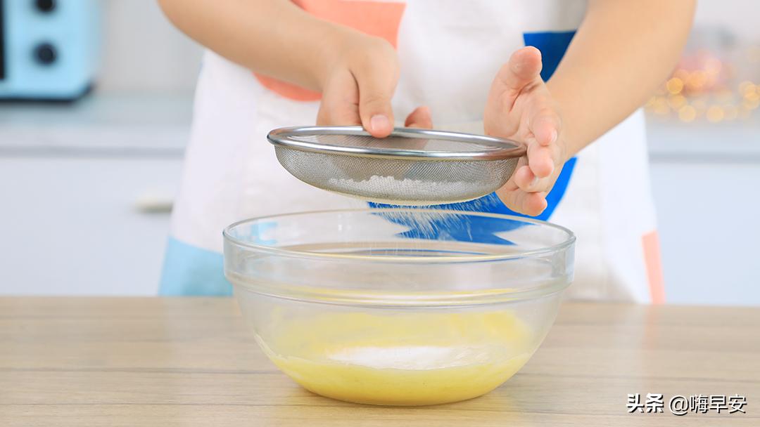 大厨教你做芝士蛋糕,松软细腻,入口即化,孩子吃得渣都不剩