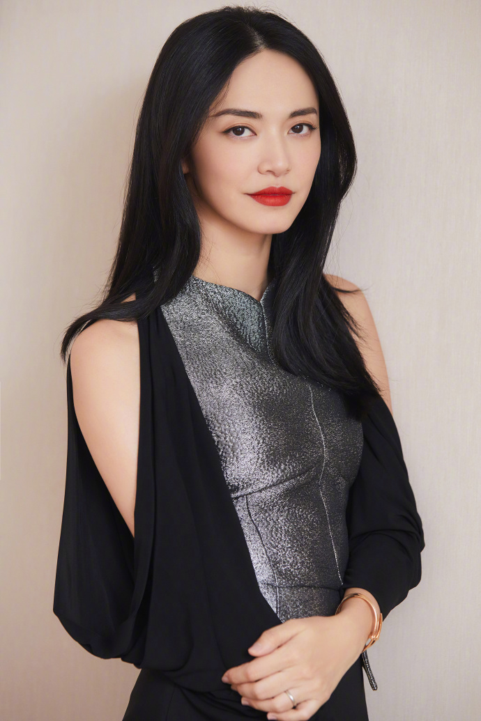 因武林外传走红后结束7年婚姻,嫁给摄影师,如今姚晨过得怎么样