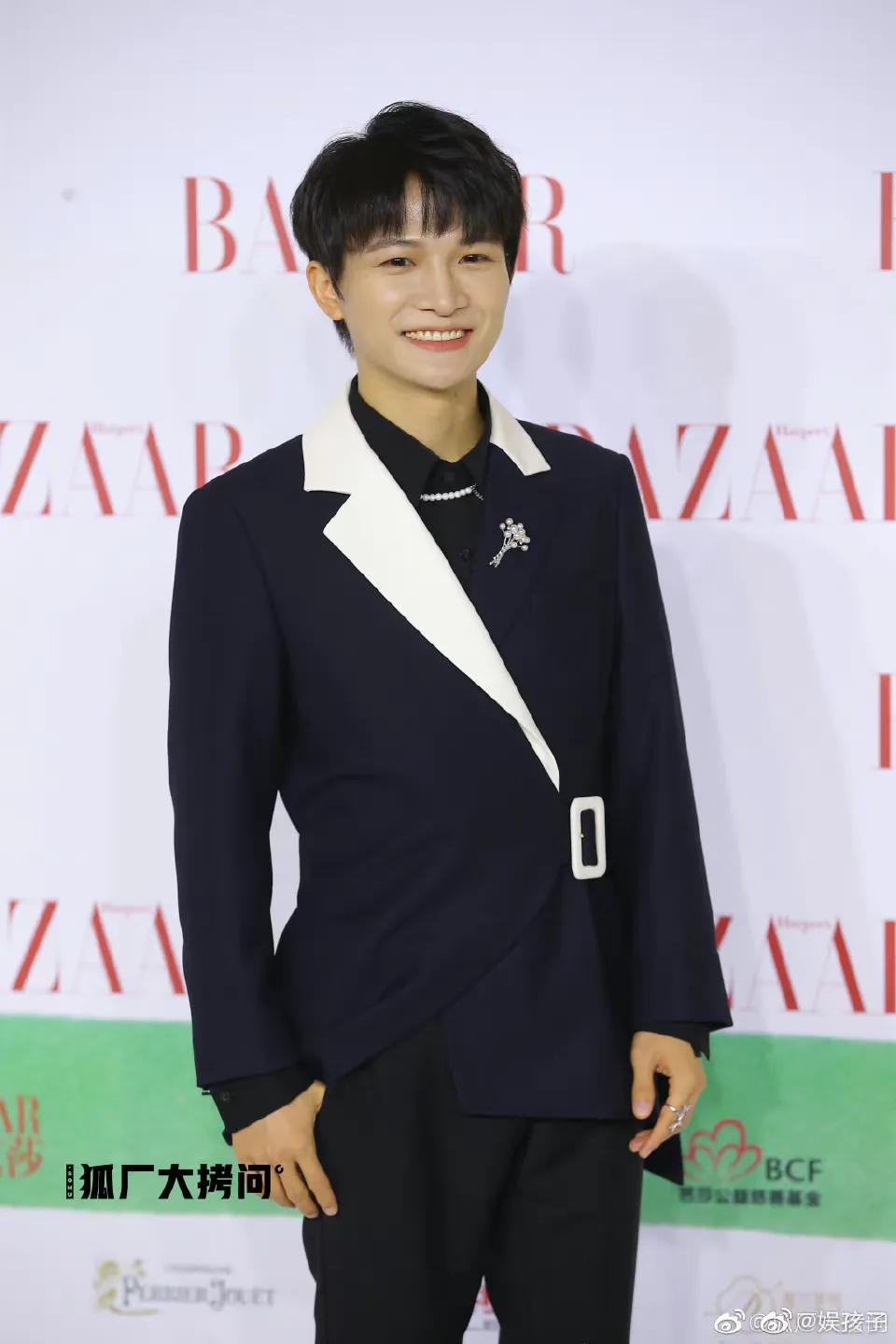 芭莎慈善夜:杨幂,宋茜,baby,陈伟霆,杨洋,朱一龙,周深