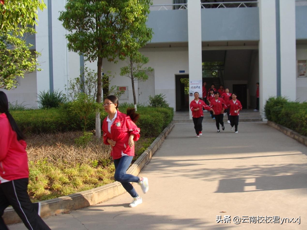 云南曲靖财经学校,曲靖财经学校怎样