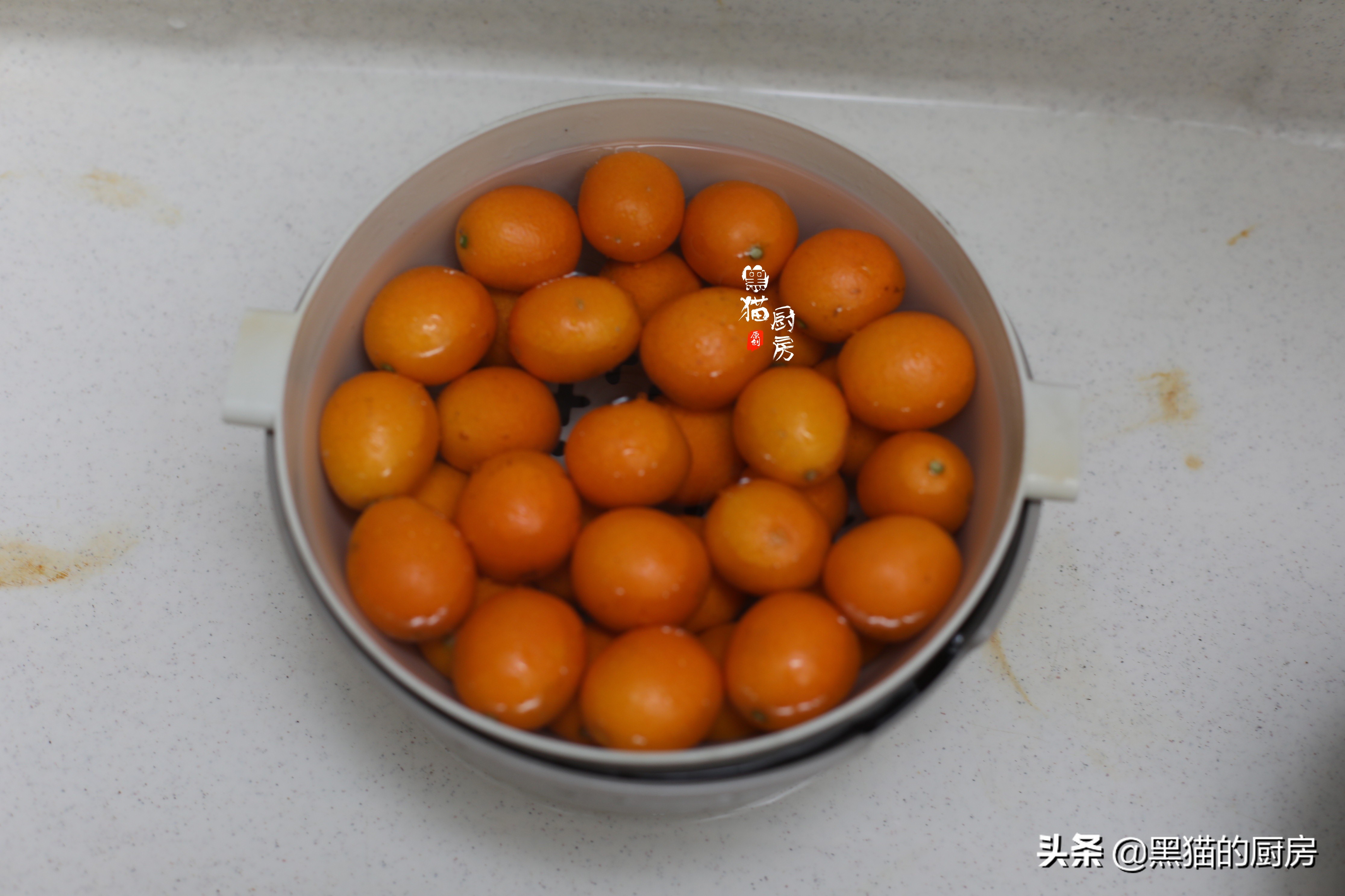 自制作的新鲜咸金桔,金桔咸泡水简单做法