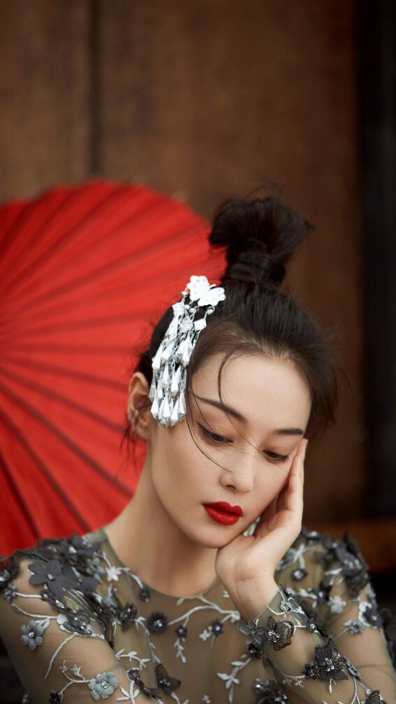 张馨予野性又霸气,张馨予惊艳写真照高清大图