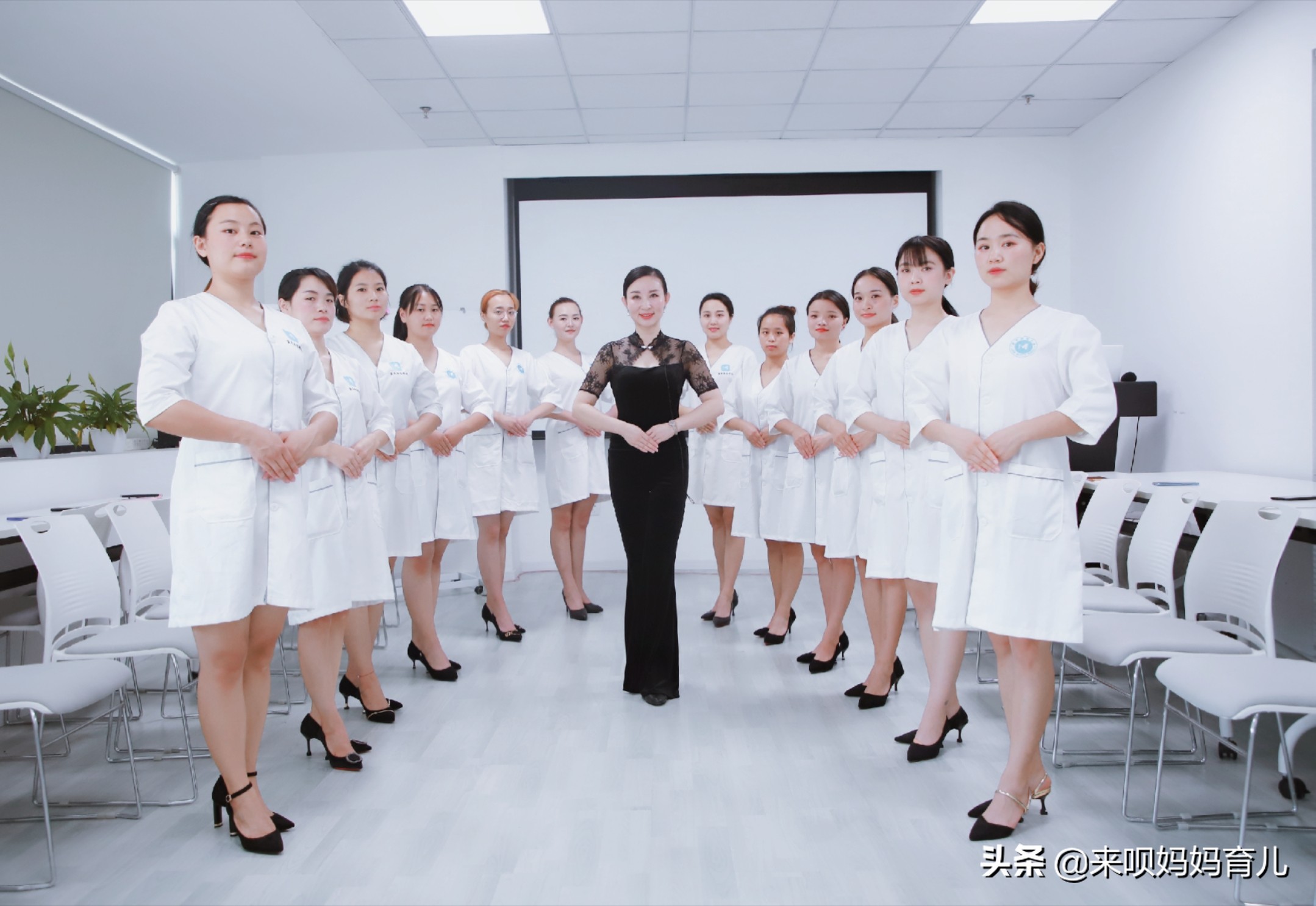 美容师学徒招聘信息模板,美容师免费学徒招聘是真的吗