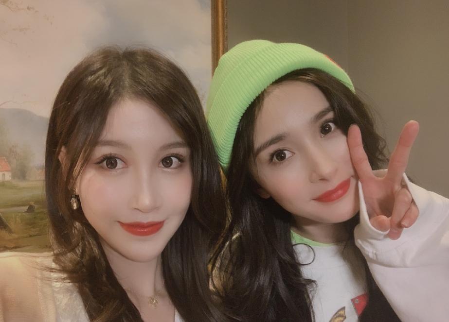 UU自曝被好友骂“婊”，如厕被大叔撞见，但她是一个好女孩？