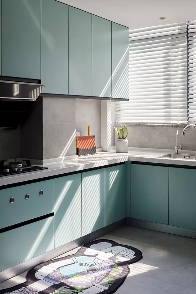 橱柜配色显高级的颜色,新中式厨房橱柜用啥颜色好看大气