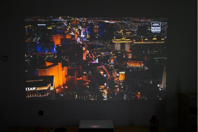 性价比神机百元,峰米4kcinemapro激光电视