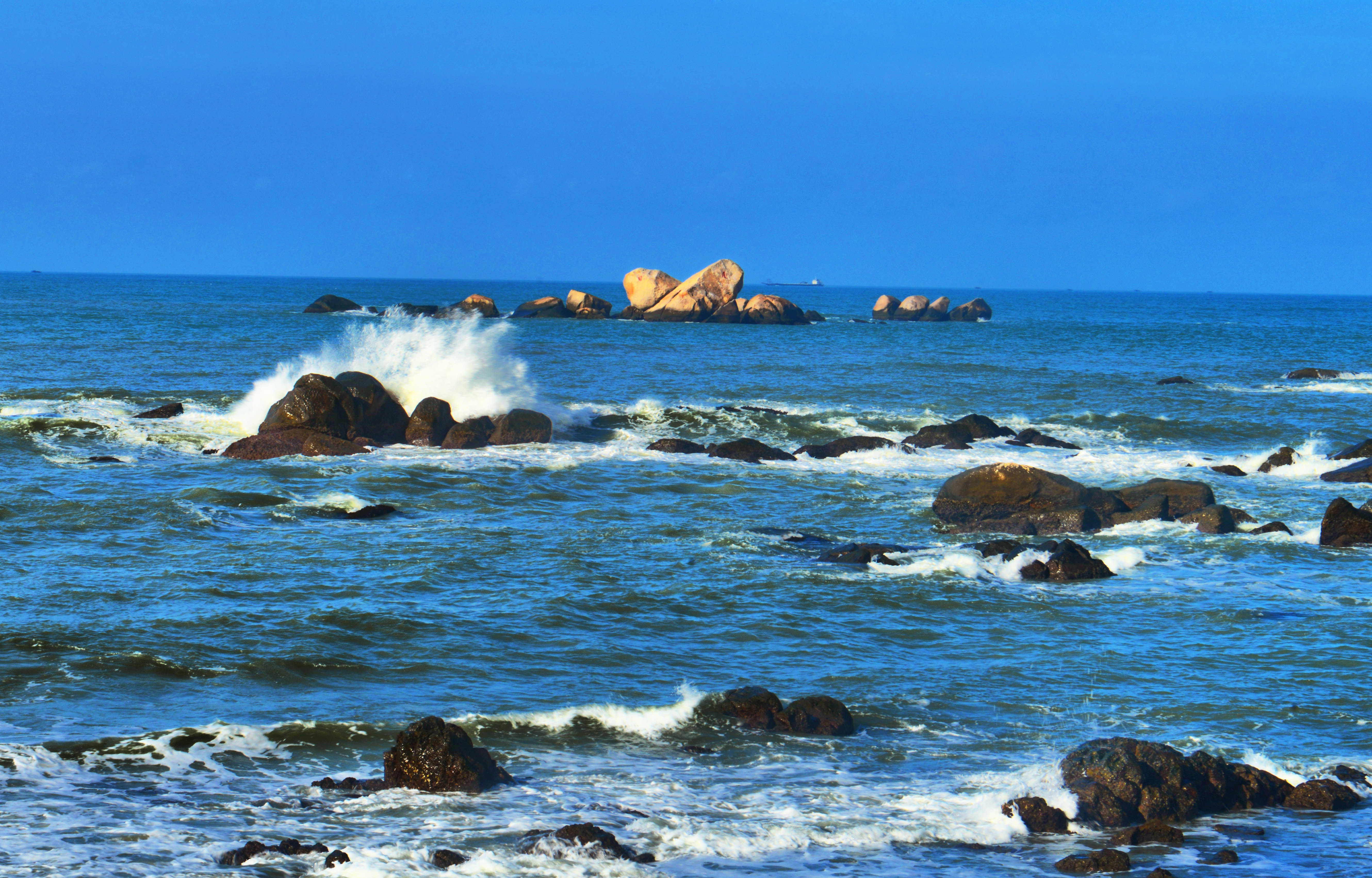 三月份去三亚能下海吗现在,三亚三月份能下海吗