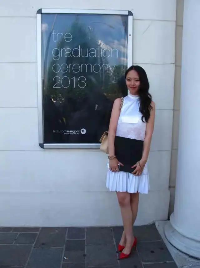 她，白富美，用3年时间，将几美分产品做到上亿营收，有钱还努力