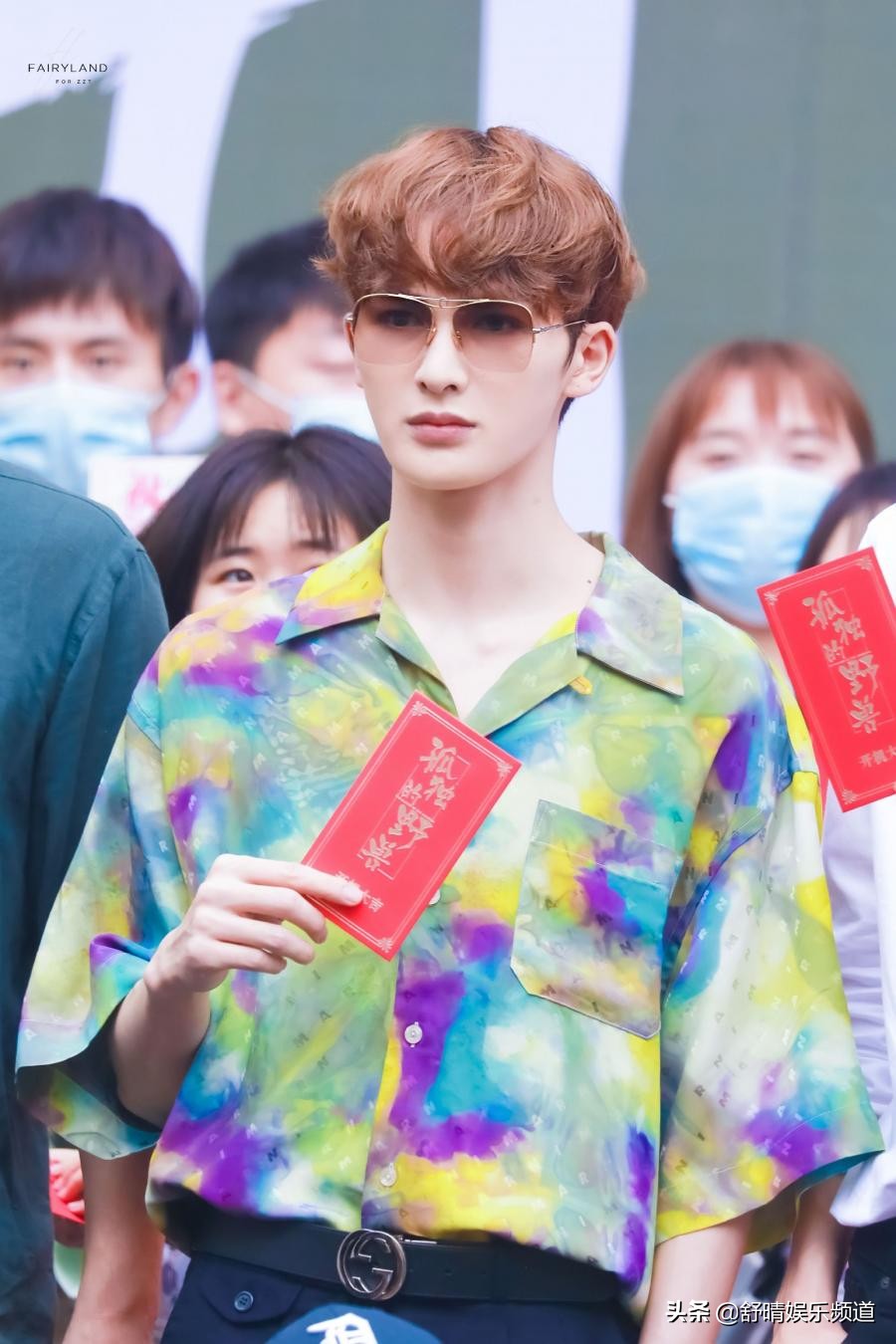 毕雯珺朱正廷孤独的野兽剧组日常,孤独的野兽路透朱正廷毕雯珺