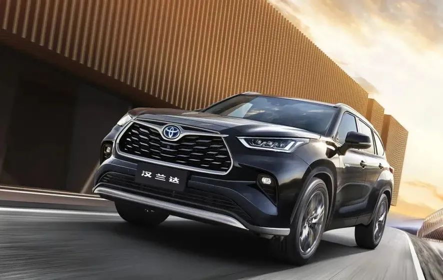 一汽丰田的“汉兰达”怎么样?海拔4000米试驾陆放,产品亮点突出