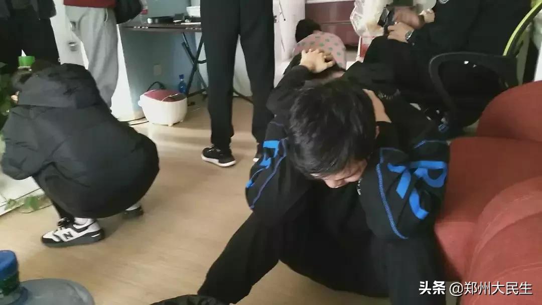 群里全是托,一个群里全是托