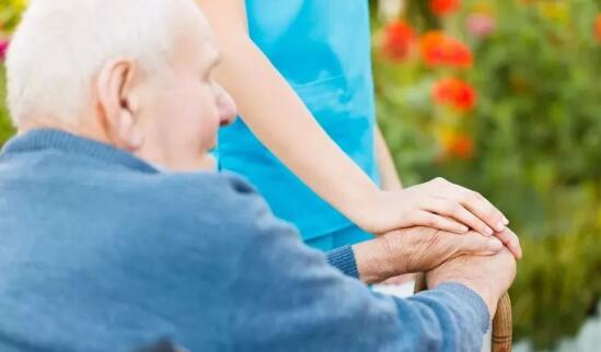 婢虫床鐨勭櫧鏃ユⅵ瑙嗛,婢虫床缇庢ⅵ涔嬫梾