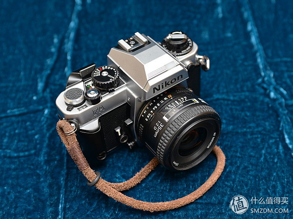 只选一只人像定焦镜头推荐,为什么专业摄影师都喜欢定焦镜头