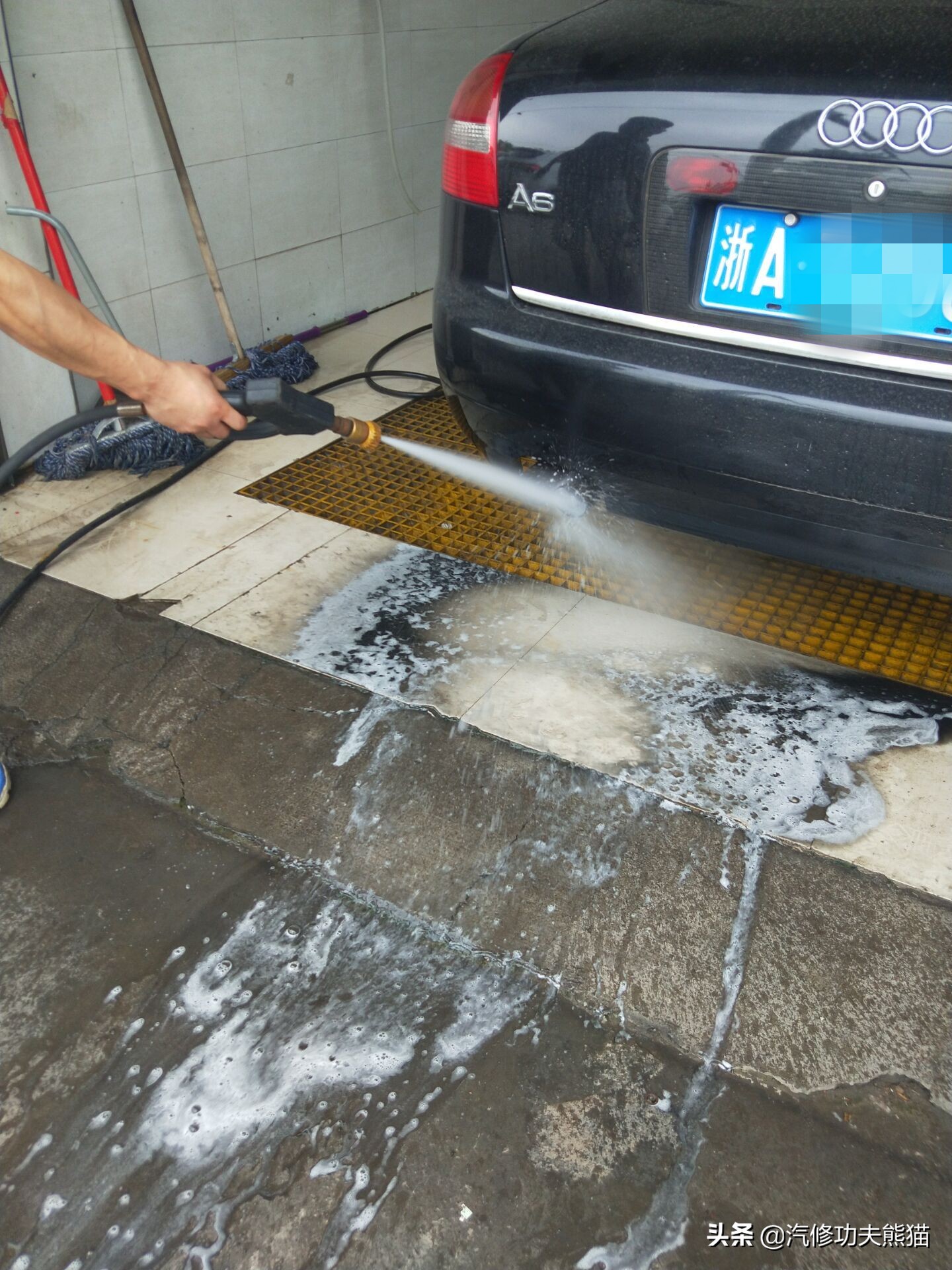 奥迪a61.8发动机大修费用,老款奥迪a6六缸发动机大修全过程