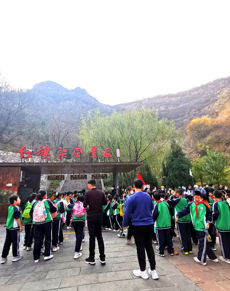 湖北卫视人工天河红旗渠纪录片,实拍人工天河红旗渠视频