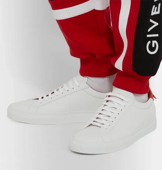 开车不可穿什么鞋,开车穿的小白鞋网布