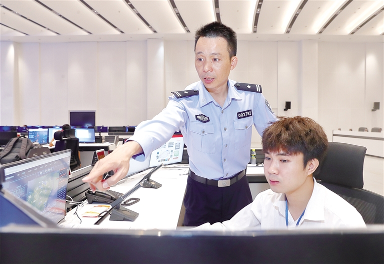 对人流、物流、资金流实行24小时管控海南社管平台成“管得住”利器