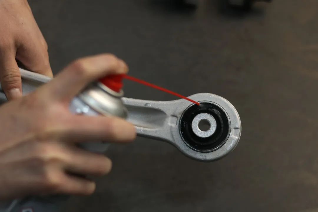 怪兽搞老车：翻新一辆残破生锈的柴油版奥迪A6，翻新后变新车