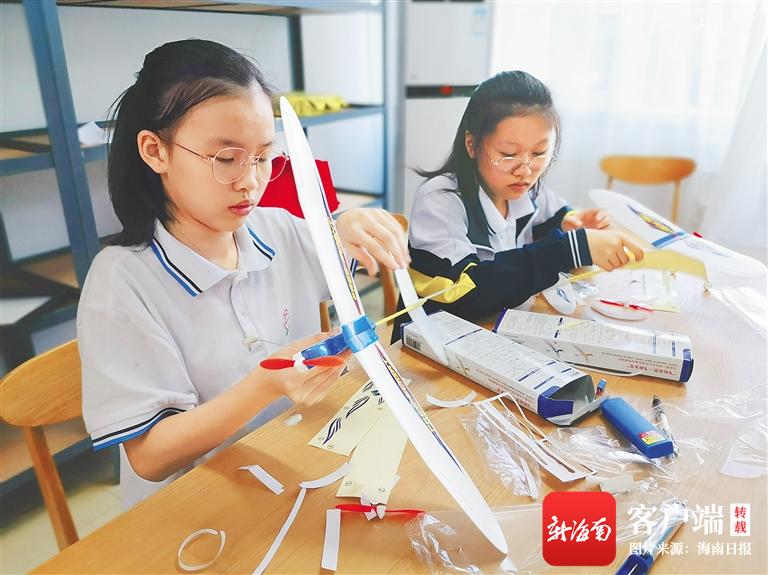 娴峰崡鏃ユ姤娴峰崡鍛ㄥ垔,娴峰崡鍛ㄥ垔