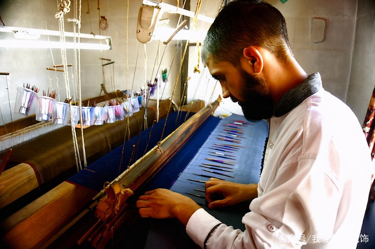 上千元的羊绒围巾，看懂下手