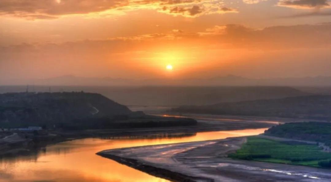 黄河儿女上火车,黄河儿女小说简介