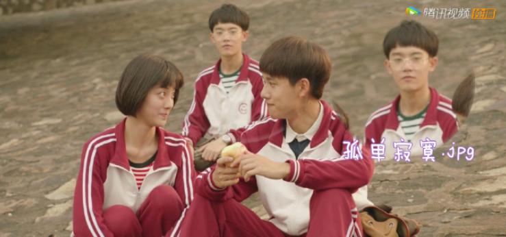 十八岁的蠢事你还能记得几件？陪你做蠢事的人还在你身边吗？