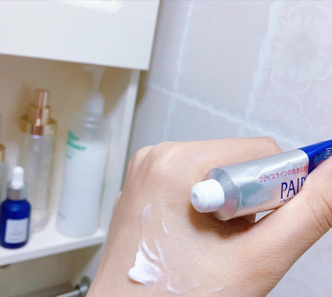 平价祛痘好物测评:理肤泉K乳见效快,红霉素软膏去闭口超赞