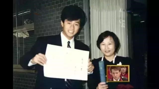 日本陈冠希，亲妈骨灰不要，梅艳芳甘当小三，他修炼了什么恋爱术